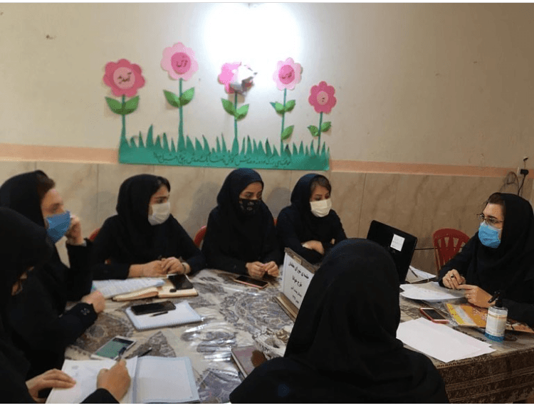 جلسه شورای معلمان طرح خوانا