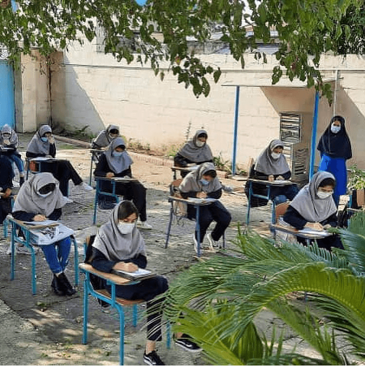 جلسات رفع اشکال دبیرستان بهشت آیین